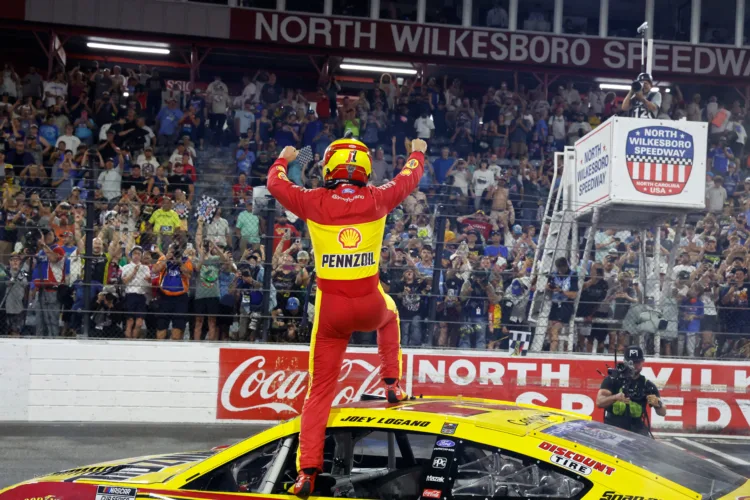 Logano hopes win at North Wilkesboro propels him back into title hunt